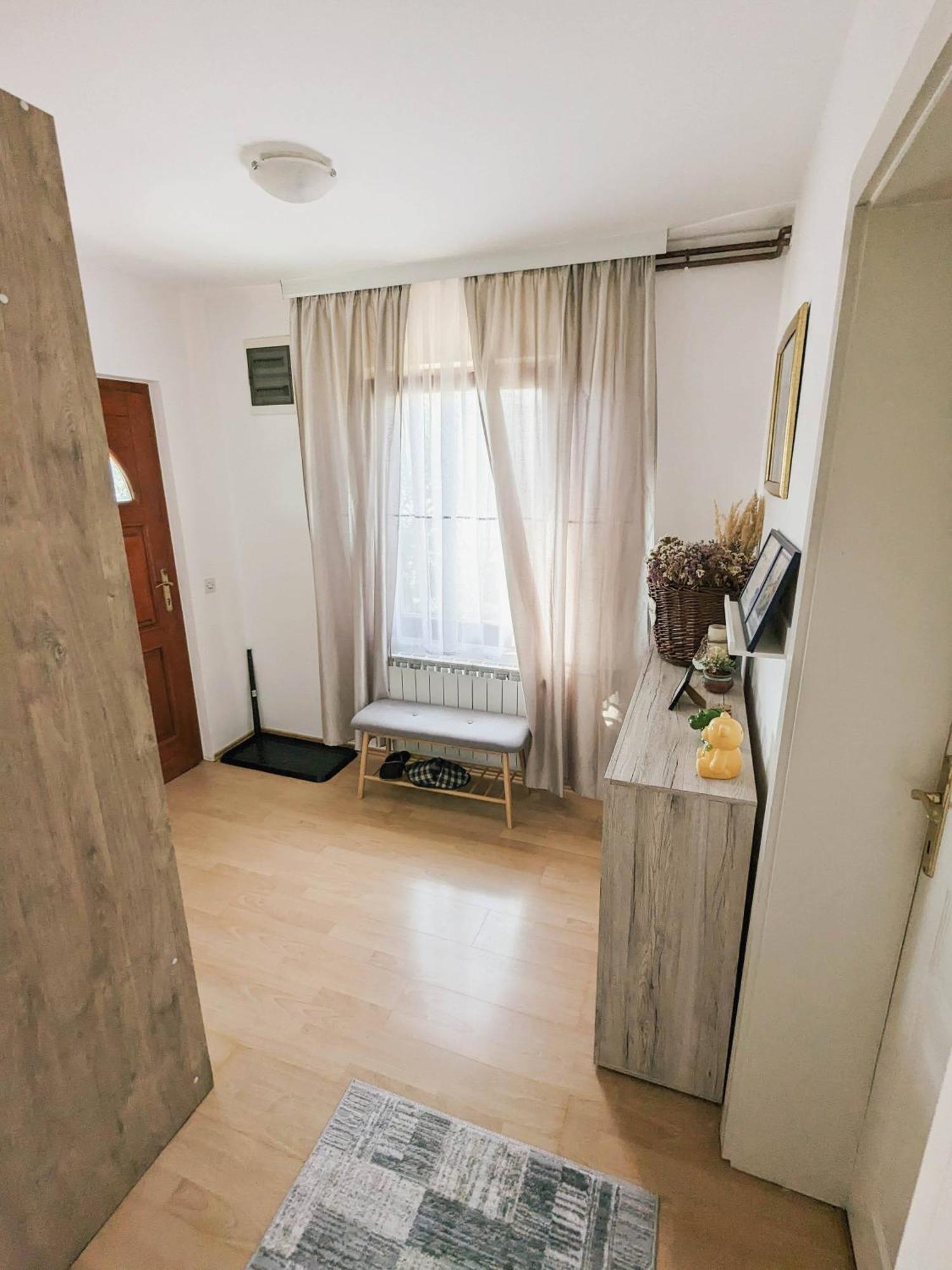 ビイェリナDuplex Houseアパートメント エクステリア 写真